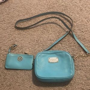 Michael Kors Cross Body + keychain pouch